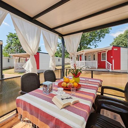 Camping Adria Mobile Home Park Umag Exterior photo