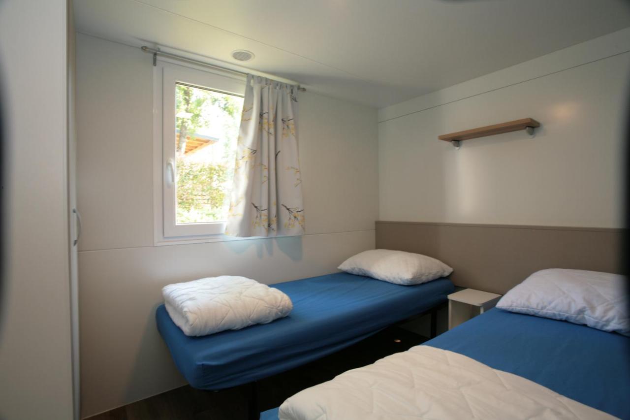 Camping Adria Mobile Home Park Umag Exterior photo