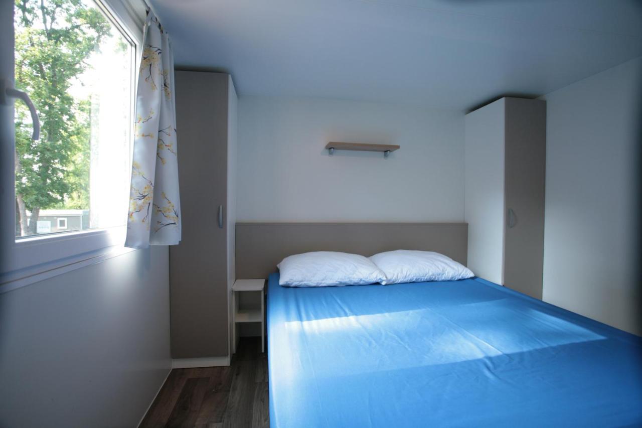 Camping Adria Mobile Home Park Umag Exterior photo