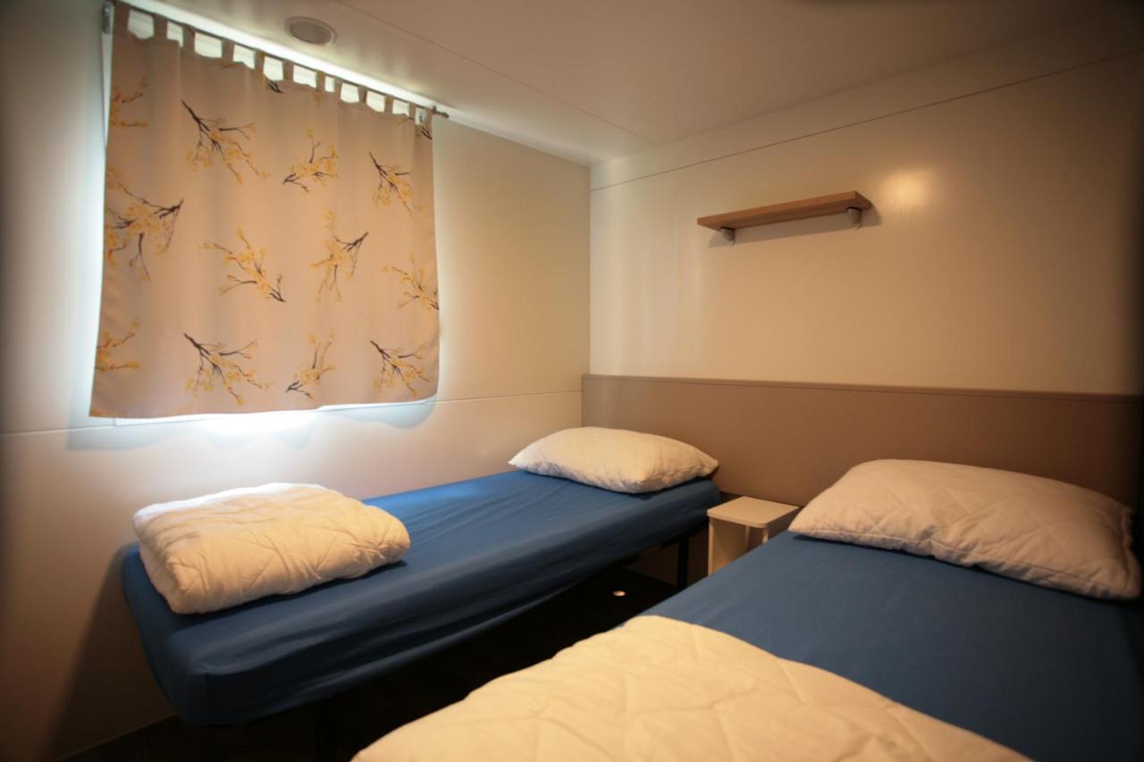 Camping Adria Mobile Home Park Umag Exterior photo