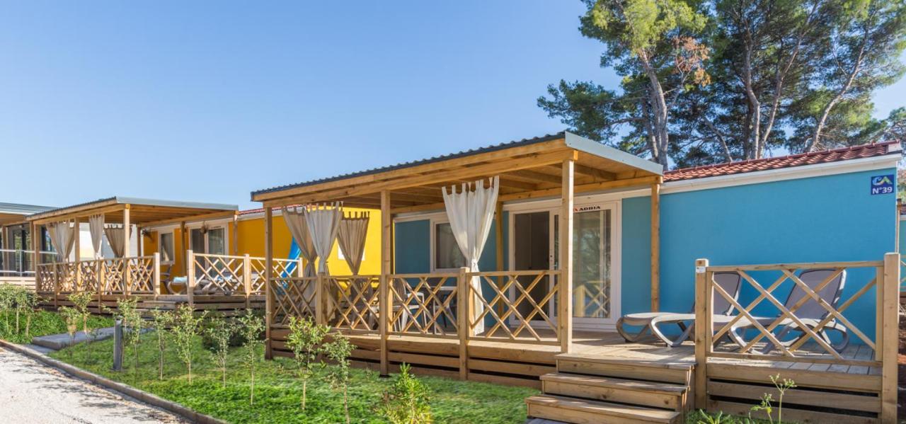Camping Adria Mobile Home Park Umag Exterior photo